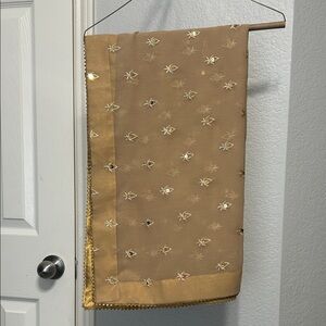 Golden Duppatta stole full size. Embroidered sequins Fabric. NWOT